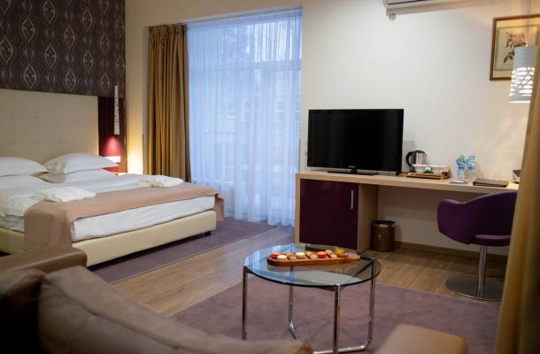 
                                                            Конгрес-готель “Пуща”